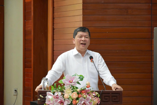 Chủ tịch Hội Luật gia Việt Nam tr&igrave;nh b&agrave;y cam kết trước cử tri Đ&agrave; Nẵng- Ảnh 3.