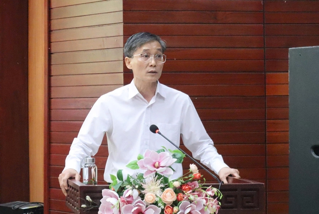 Chủ tịch Hội Luật gia Việt Nam tr&igrave;nh b&agrave;y cam kết trước cử tri Đ&agrave; Nẵng- Ảnh 6.