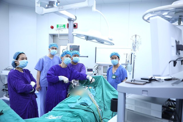 Ki&ecirc;ng đi kh&aacute;m bệnh đầu năm v&igrave;... "sợ xui", người đ&agrave;n &ocirc;ng 63 tuổi phải cắt một đoạn ruột - Ảnh 1.