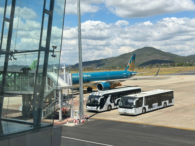 Đẩy mạnh k&iacute;ch cầu, mở rộng kết nối đường bộ du lịch lịch khi s&acirc;n bay Li&ecirc;n Khương tạm đ&oacute;ng cửa - Ảnh 1.