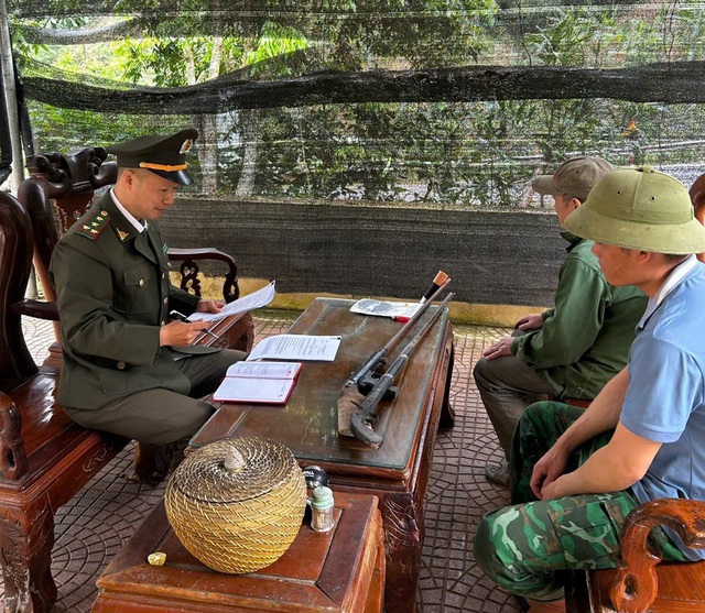 Quần thể gấu ngựa tại Khu BTTN P&ugrave; Hu v&agrave; c&ocirc;ng t&aacute;c bảo vệ trước sự săn l&ugrave;ng của con người - Ảnh 8.