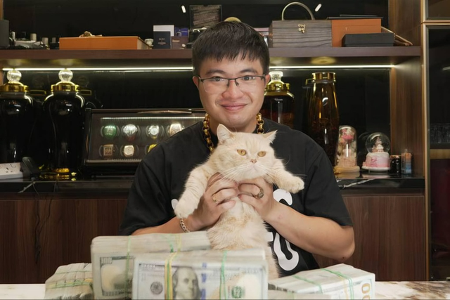 To&agrave;n bộ qu&aacute; tr&igrave;nh x&acirc;y dựng "đế chế" lừa đảo Mr Pips - Ảnh 1.