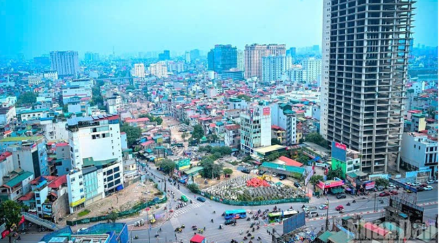 Hà Nội cấm ô tô qua đường La Thành hơn 3 tháng, phân luồng ra sao để tránh ùn tắc? - Ảnh 2.