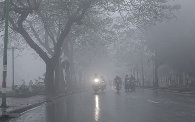 Miền Bắc đón không khí lạnh kèm vùng hội tụ gió, đêm nay xuất hiện mưa dông cục bộ - Ảnh 1.