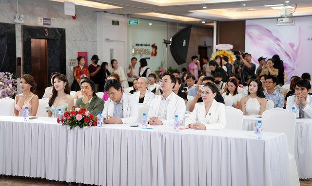 Chương trình truyền hình thực tế “Hành trình lột xác” mùa 7 giới thiệu 11 nhân vật tiêu biểu - Ảnh 1.