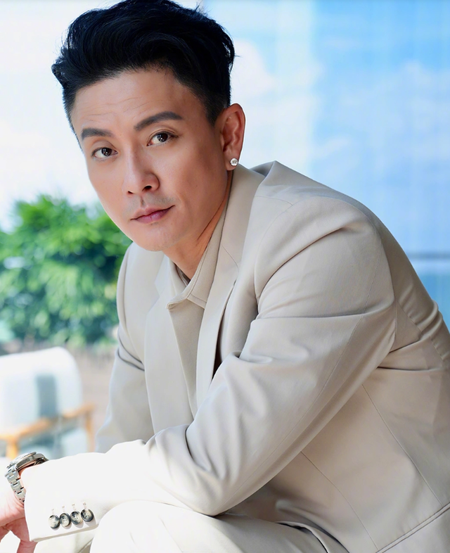 Sở hữu t&agrave;i sản kếch x&ugrave; 2,6 ngh&igrave;n tỷ đồng, diễn vi&ecirc;n Huỳnh T&ocirc;ng Trạch vẫn ế vợ - Ảnh 1.