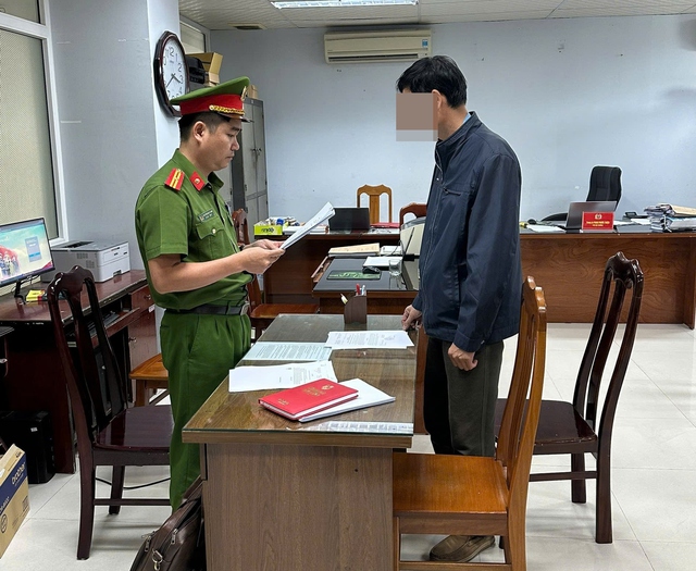 Khởi tố h&agrave;ng loạt chủ doanh nghiệp mua tr&aacute;i ph&eacute;p h&oacute;a đơn gi&aacute; trị gia tăng - Ảnh 2.