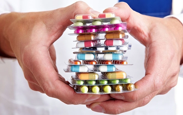 Bộ Y tế y&ecirc;u cầu chủ động dự trữ thuốc, tr&aacute;nh nguy cơ đứt g&atilde;y nguồn cung - Ảnh 1.