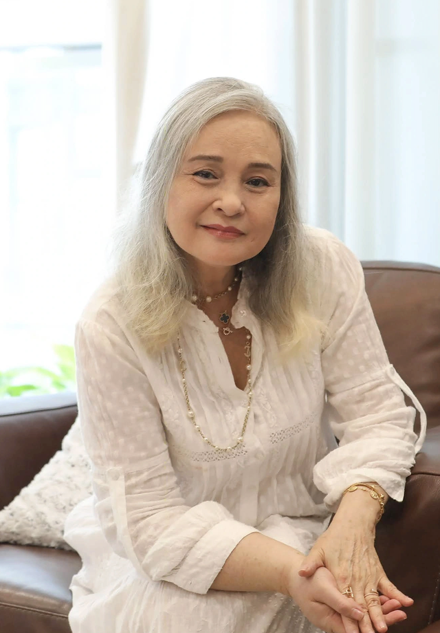 2 nữ NSND c&oacute; m&aacute;i t&oacute;c bạc tự nhi&ecirc;n: Người l&agrave; Đại t&aacute;, người đi qua bạo bệnh để học c&aacute;ch sống vui - Ảnh 6.