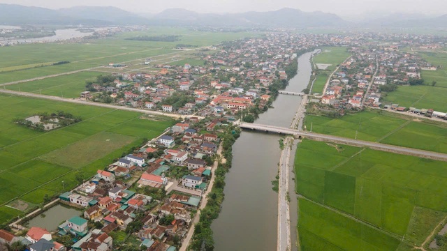 3 ngôi nhà “án ngữ”, đường 130 tỷ dang dở chưa thể thông tuyến- Ảnh 5. 3 ngôi nhà “án ngữ”, đường 130 tỷ dang dở chưa thể thông tuyến- Ảnh 5.