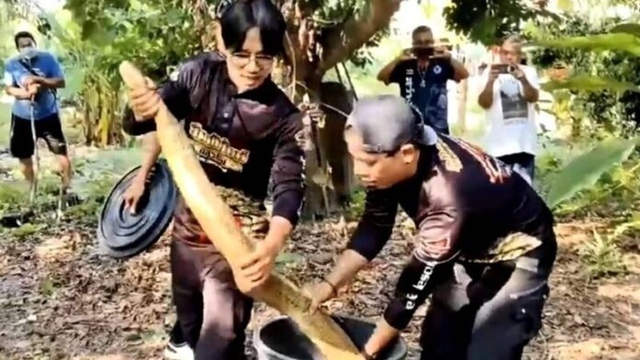 Người đàn ông bỏ chạy - Ảnh 2.