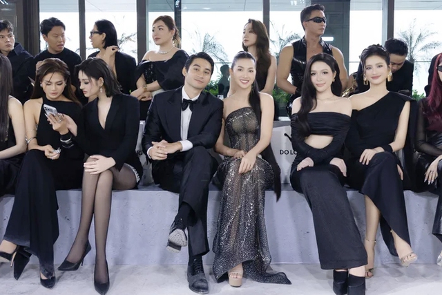 Nữ nghệ sĩ nổi tiếng từ "đệ nhất vedette" đến mẹ đơn thân bản lĩnh, U45 vẫn đẹp rực rỡ - Ảnh 8.