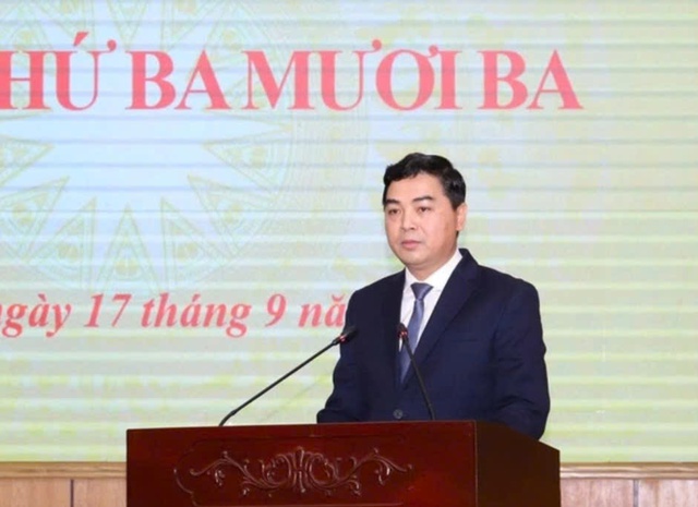 &Ocirc;ng Nguyễn Hồng Phong được bầu giữ chức Chủ tịch HĐND tỉnh Thanh H&oacute;a- Ảnh 2.