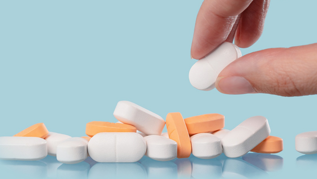 Người phụ nữ 37 tử vong ngay trên giường, bác sĩ cảnh báo thói quen "sát thủ thầm lặng" - Ảnh 1.