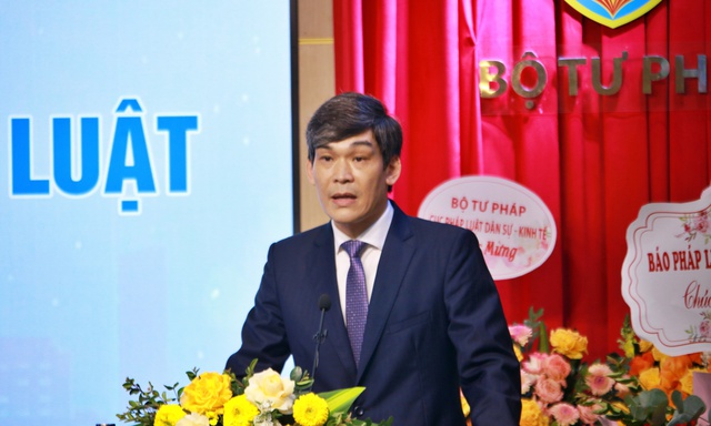 Ra mắt Quỹ hỗ trợ x&acirc;y dựng ch&iacute;nh s&aacute;ch, ph&aacute;p luật- Ảnh 2.