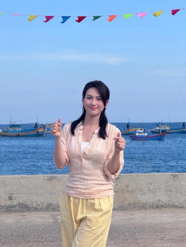 Phương Anh Đào gây ấn tượng bởi nhan sắc vượt trội trong phim mùa Tết- Ảnh 2. Phương Anh Đào gây ấn tượng bởi nhan sắc vượt trội trong phim mùa Tết- Ảnh 2.