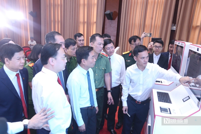 Ứng dụng c&ocirc;ng nghệ số - Kiosk th&ocirc;ng minh cấp bản sao điện tử cho người d&acirc;n- Ảnh 2.