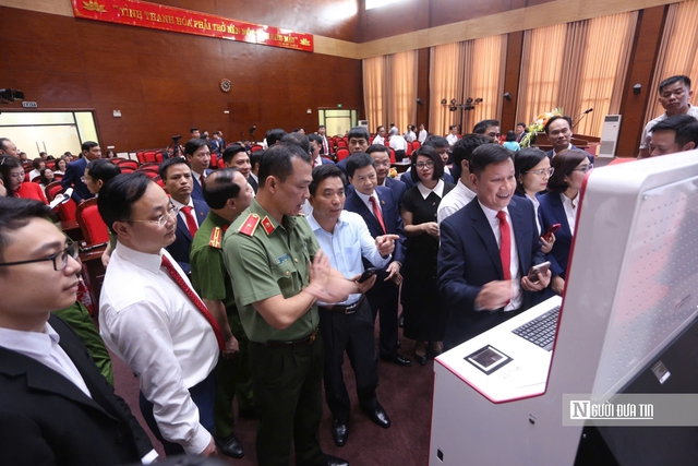 Ứng dụng c&ocirc;ng nghệ số - Kiosk th&ocirc;ng minh cấp bản sao điện tử cho người d&acirc;n- Ảnh 4.