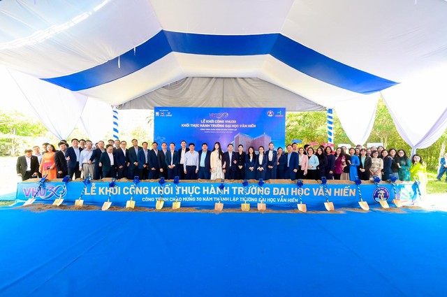 Trường Đại học Văn Hiến khởi công Khối Thực hành VHU30 - Ảnh 1.