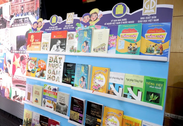 Chung tay để tiếng Việt đồng h&agrave;nh c&ugrave;ng kiều b&agrave;o - Ảnh 2.