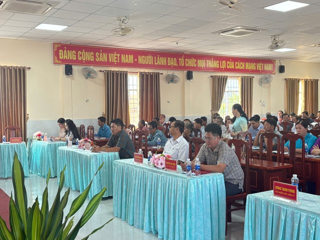 B&agrave; Nguyễn Quỳnh Li&ecirc;n: Đồng h&agrave;nh c&ugrave;ng cử tri An Giang x&acirc;y dựng ph&aacute;t triển- Ảnh 4.