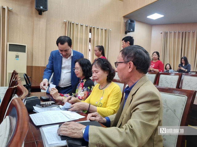 Người dân thấy ấm lòng tại buổi tiếp xúc cử tri của ứng cử viên Vũ Văn Tiến- Ảnh 3. Người dân thấy ấm lòng tại buổi tiếp xúc cử tri của ứng cử viên Vũ Văn Tiến- Ảnh 3.