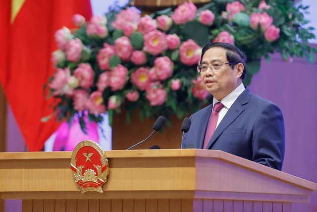 Thủ tướng: Phụ nữ giữ &ldquo;ch&igrave;a kh&oacute;a&rdquo; mở vận mệnh ph&aacute;t triển quốc gia - Ảnh 2.