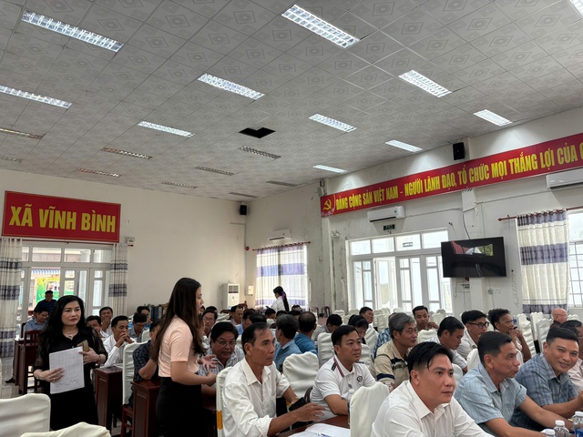 B&agrave; Nguyễn Quỳnh Li&ecirc;n: Ph&aacute;t huy vai tr&ograve; tr&aacute;ch nhiệm của c&aacute;n bộ gần d&acirc;n, trọng d&acirc;n, nghe d&acirc;n n&oacute;i, n&oacute;i d&acirc;n hiểu, l&agrave;m d&acirc;n tin- Ảnh 1.