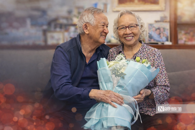 Nữ b&aacute;c sĩ ngo&agrave;i 80 tuổi vẫn học mỗi ng&agrave;y v&agrave; k&yacute; ức về ng&agrave;y 8/3 "Chỉ một lời ch&uacute;c"- Ảnh 5.