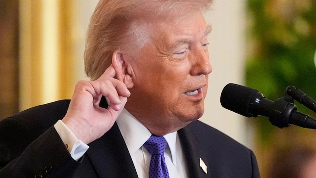 Tổng thống Donald Trump tuy&ecirc;n bố kh&ocirc;ng c&oacute; thỏa thuận với Tehran, nhưng hứa "l&agrave;m cho Iran vĩ đại trở lại"- Ảnh 2.