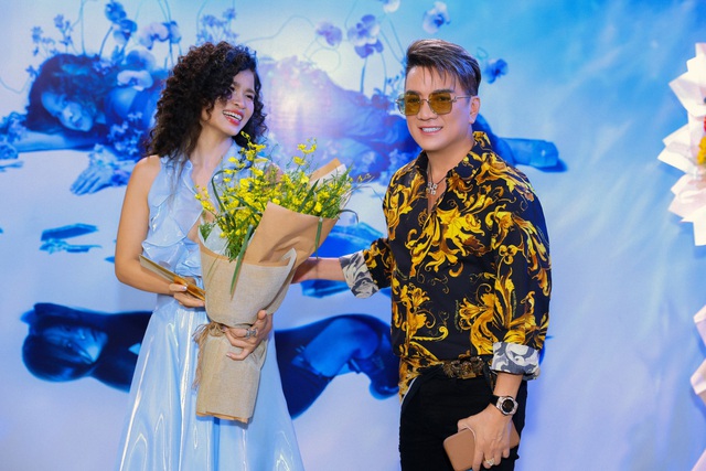 Nữ ca sĩ "đi&ecirc;n bậc nhất showbiz Việt": T&aacute;i xuất sau thời gian d&agrave;i vắng b&oacute;ng - Ảnh 3.