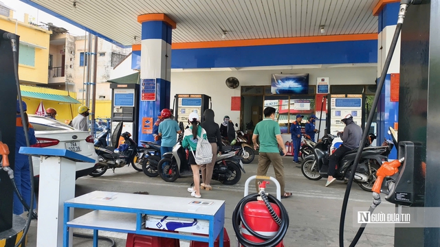 Quảng Ngãi chủ động bảo đảm nguồn cung xăng dầu trước biến động thị trường- Ảnh 2. Quảng Ngãi chủ động bảo đảm nguồn cung xăng dầu trước biến động thị trường- Ảnh 2.