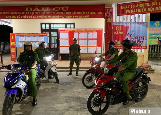 Những bước ch&acirc;n lặng lẽ trước ng&agrave;y bầu cử- Ảnh 3.