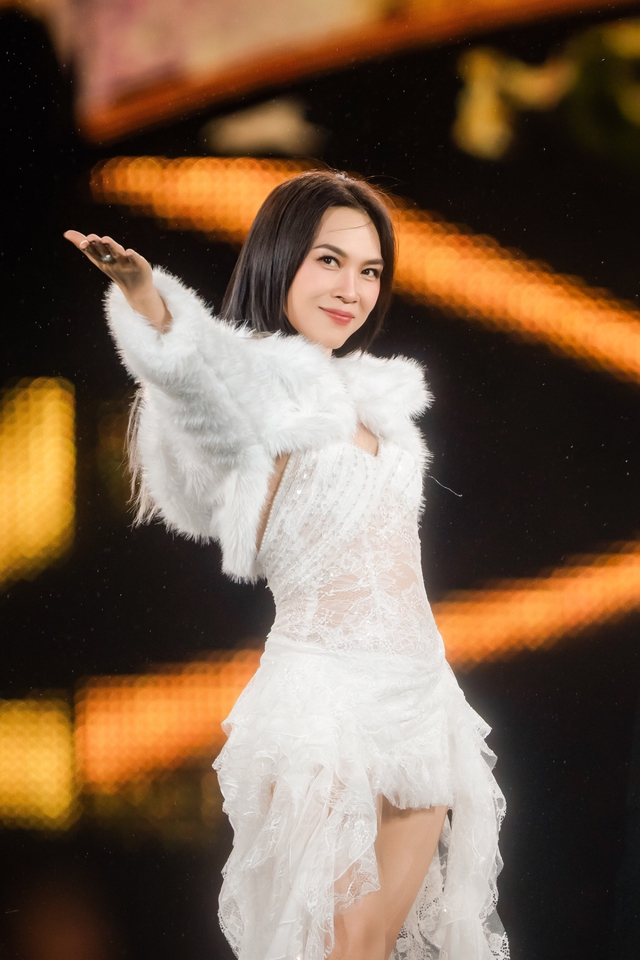 Nữ nghệ sĩ c&oacute; sức ảnh hưởng bền bỉ bậc nhất của l&agrave;ng nhạc Việt, tuổi 45 tạo dấu ấn ở nhiều lĩnh vực - Ảnh 8.