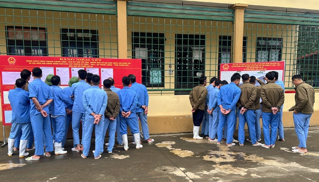 Những cử tri đặc biệt trước ng&agrave;y bầu cử 15/3 - Ảnh 3.