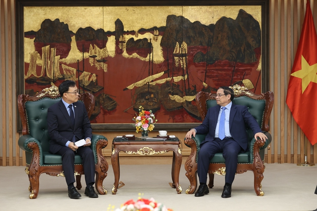 Thủ tướng đề nghị H&agrave;n Quốc chia sẻ kinh nghiệm quản trị năng lượng- Ảnh 1.