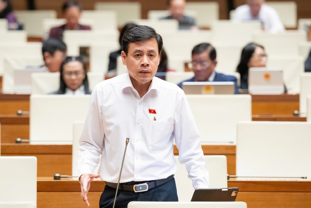 Đại biểu đề xuất giảm thuế với xăng, dầu về 0 đến hết năm 2026- Ảnh 1. Đại biểu đề xuất giảm thuế với xăng, dầu về 0 đến hết năm 2026- Ảnh 1.