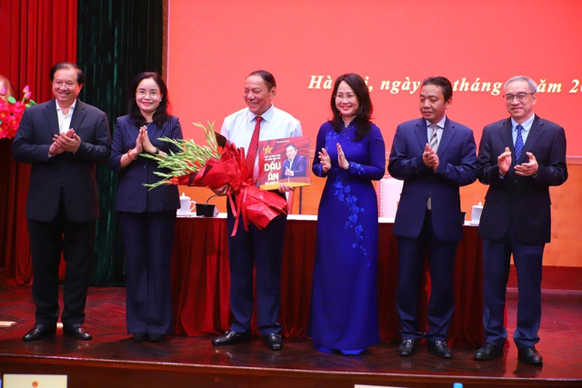 L&atilde;nh đạo mới, kỳ vọng mới cho ng&agrave;nh Văn h&oacute;a, Thể thao v&agrave; Du lịch - Ảnh 1.