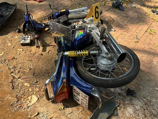 Kẹp 3 lao xe tốc độ cao, 3 học sinh gặp nạn nghi&ecirc;m trọng, 2 người tử vong thương t&acirc;m - Ảnh 2.