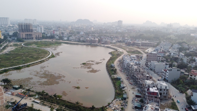 C&ocirc;ng vi&ecirc;n nước Đ&ocirc;ng Hương 600 tỷ đồng vẫn ngổn ngang sau 8 năm thực hiện- Ảnh 12.