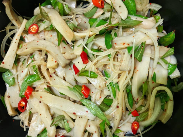 Loại rau bổ ngang thịt b&ograve;, rất sẵn ngo&agrave;i chợ nh&agrave; nhiều người Việt kh&ocirc;ng biết thường "ng&oacute; lơ" - Ảnh 2.