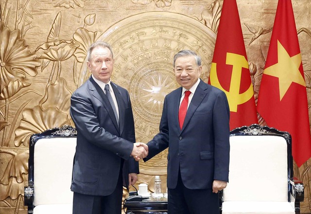 Tổng Bí thư, Chủ tịch nước Tô Lâm tiếp Giám đốc Cơ quan Vệ binh quốc gia Nga - Ảnh 1.