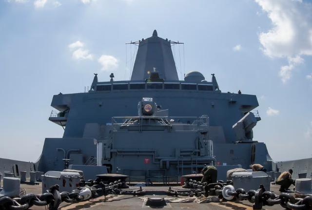 "Qu&aacute;i th&uacute; laser": Hải qu&acirc;n Mỹ đưa "s&aacute;t thủ UAV" trở lại chiến trường - Ảnh 1.