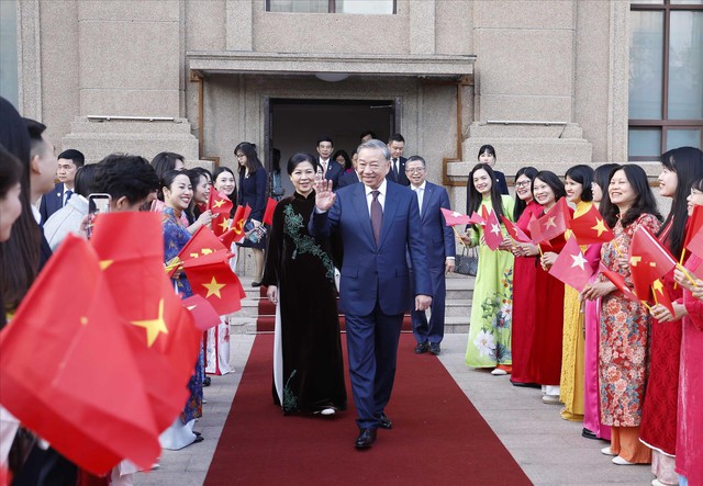 Kiều b&agrave;o phấn khởi trước sự ph&aacute;t triển tốt đẹp, thực chất của quan hệ Việt -Trung - Ảnh 1.