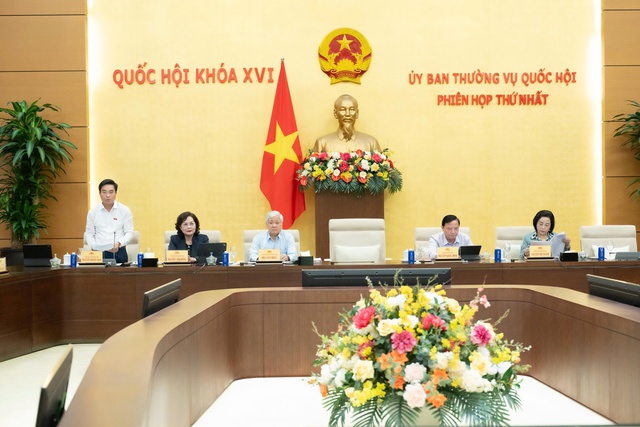 Khắc phục triệt để tình trạng "nợ" văn bản hướng dẫn - Ảnh 2.