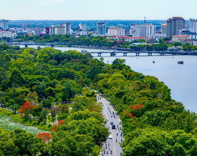 Ngành du lịch Huế cần làm gì để hướng đến mô hình du lịch Net-zero vào năm 2050 ?- Ảnh 1. Ngành du lịch Huế cần làm gì để hướng đến mô hình du lịch Net-zero vào năm 2050 ?- Ảnh 1.