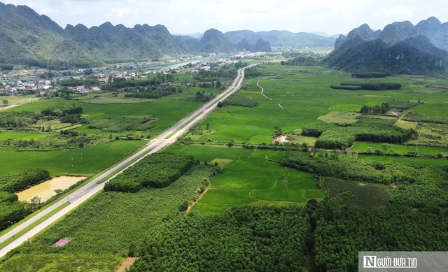 Nhiều dự &aacute;n dang dở tại trung t&acirc;m du lịch Phong Nha- Ảnh 9.