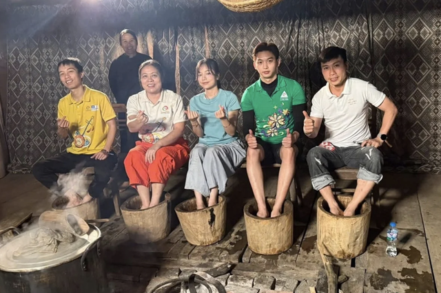 Thử nghiệm du lịch Net Zero từ một bản l&agrave;ng biệt lập - Ảnh 2.