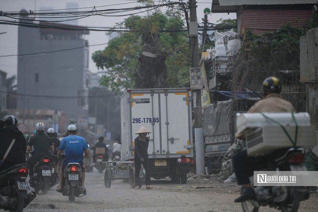 H&agrave; Nội: Người d&acirc;n ng&aacute;n ngẩm sống chung với bụi bẩn, &ocirc; nhiễm- Ảnh 11.