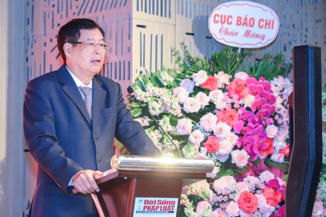 Báo chí phải không ngừng đổi mới về tư duy, nội dung và phương thức hoạt động - Ảnh 2.